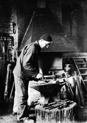 Lars Artur  Haga 1907-1997